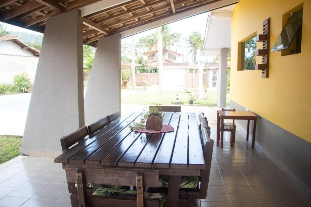 Villa Tavares - Casa Com Piscina Na Praia Da Lagoinha อูบาตูบา ภายนอก รูปภาพ